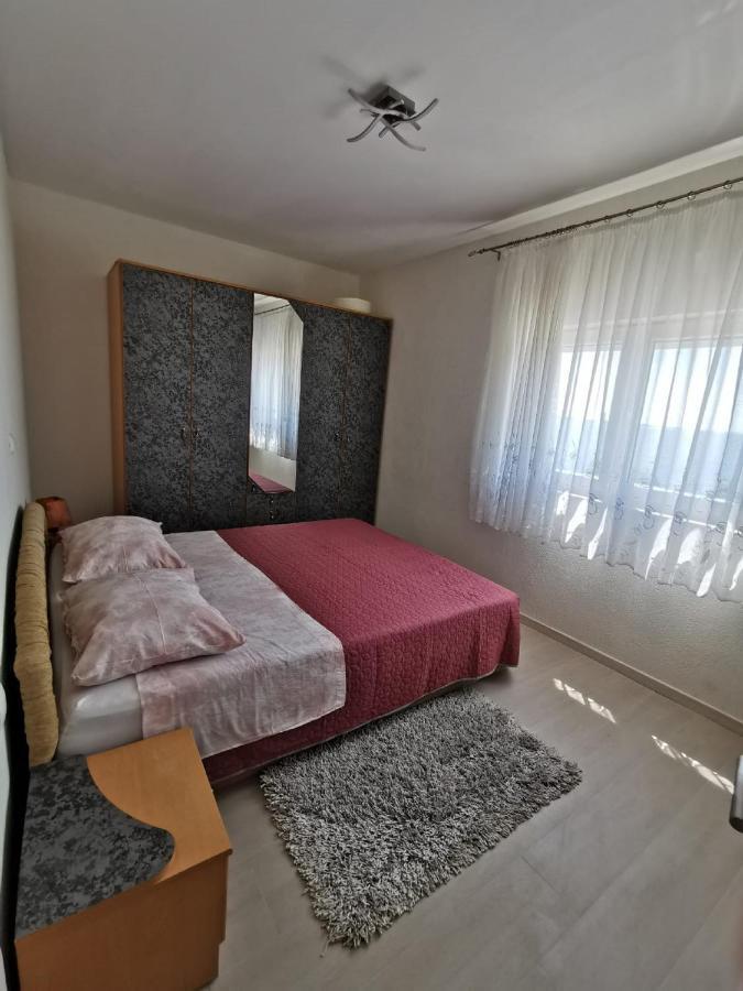 Apartment Nera Omiš Exterior foto